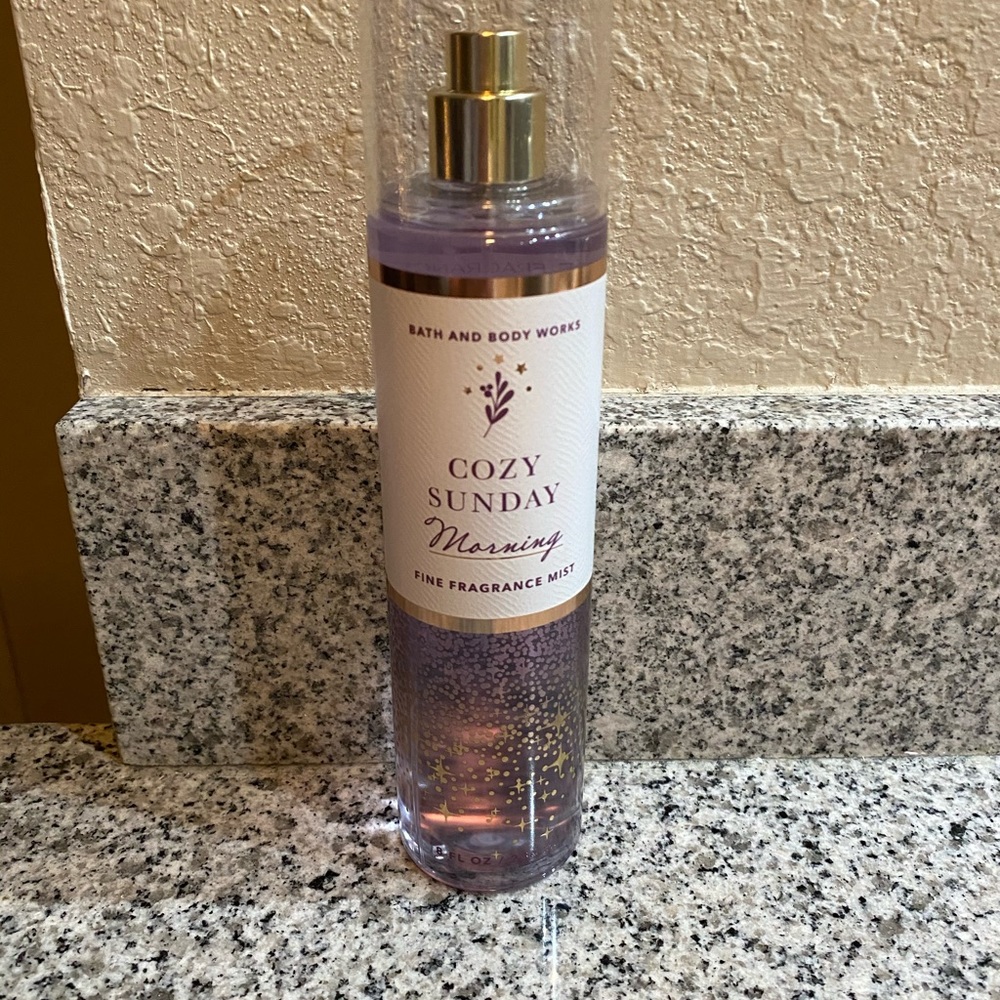 Bath & Body Works Cozy Sunday Morning Fragrance Mist